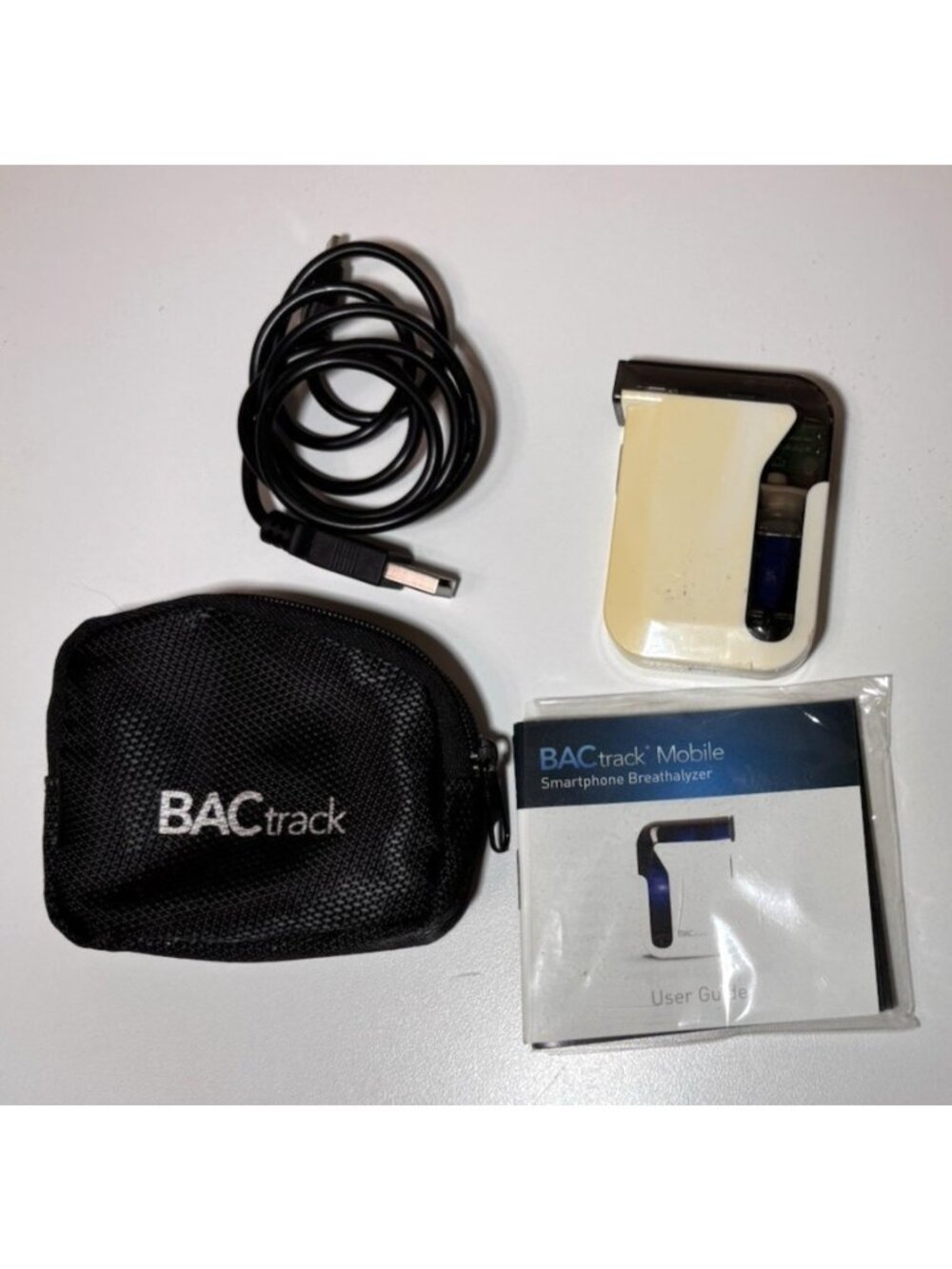 BACtrack Mobile Smartphone Breathalyzer WITH CHARGER CORD